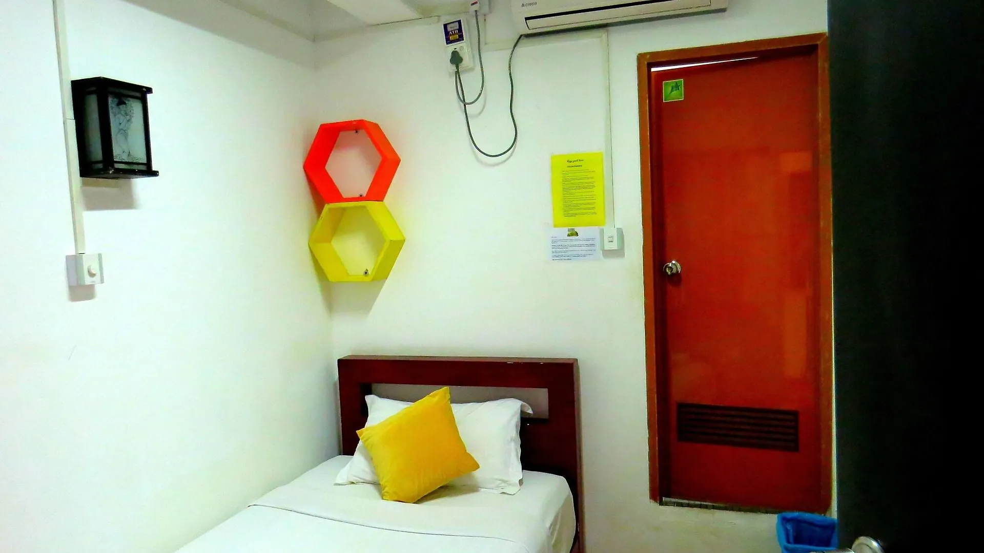Agga Youth Hotel Yangon