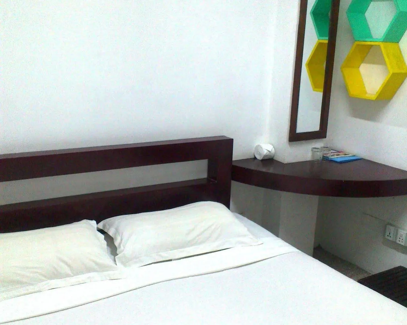 Agga Youth Hotel Yangon