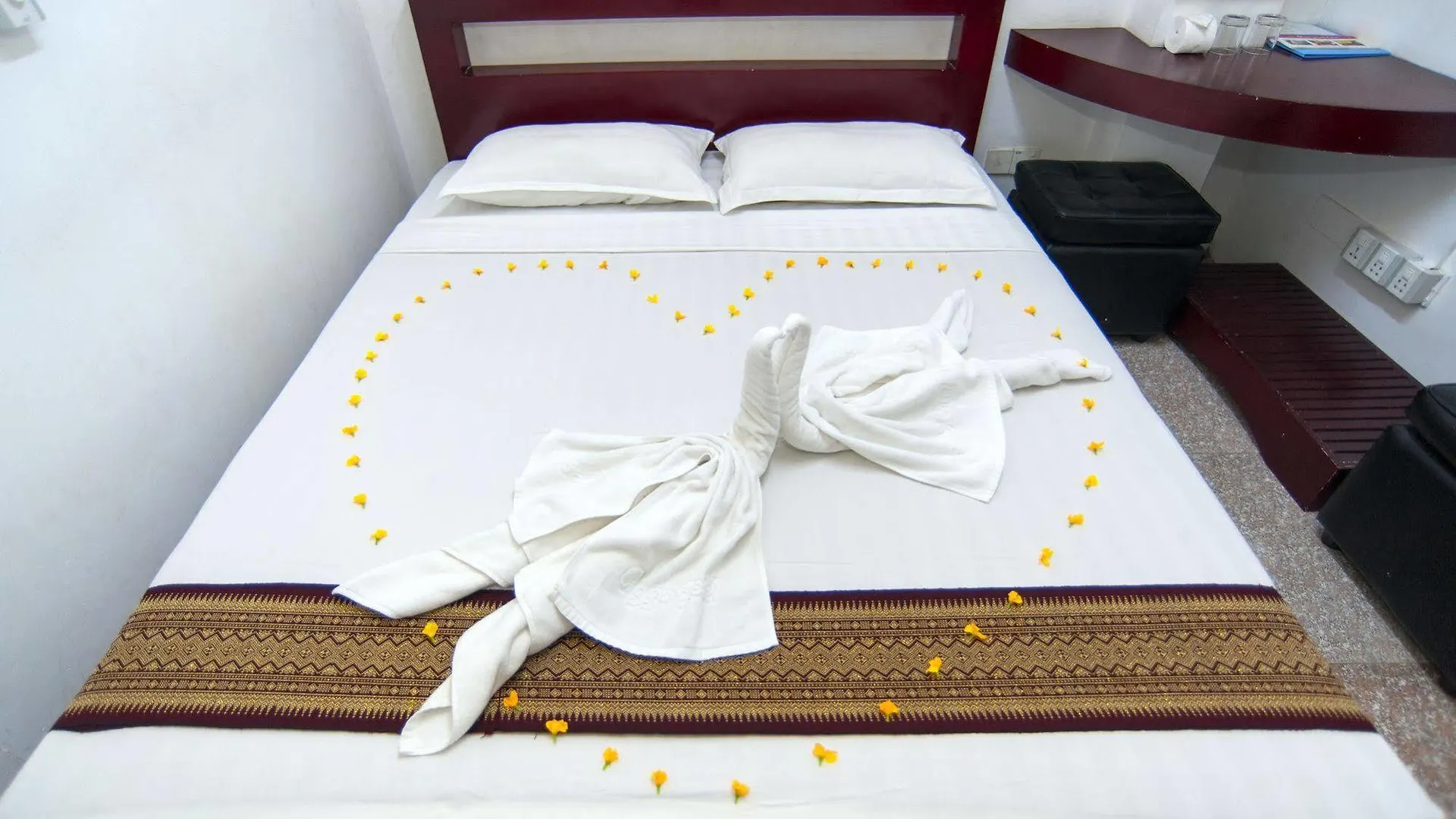 Agga Youth Hotel Yangon