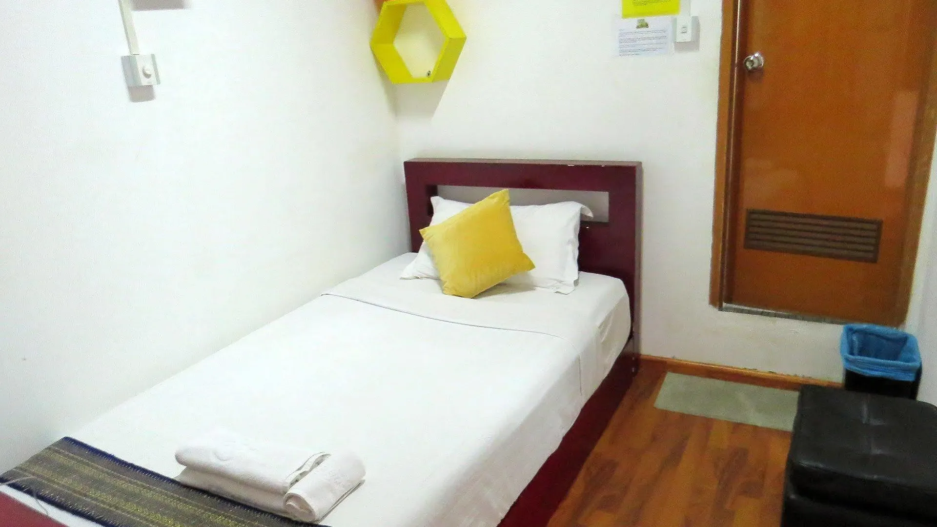 Agga Youth Hotel Yangon 0*,  Myanmar